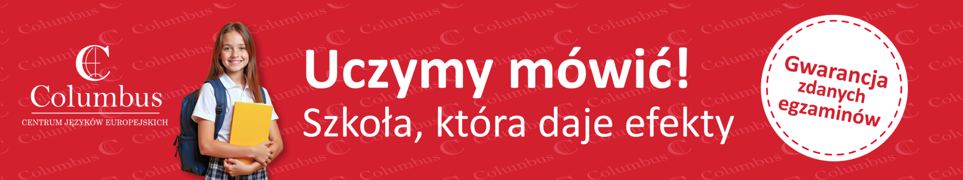 Globus symbolizujący możliwość zdobywania świata a w rozmytym tle zbliżenie na dłonie ucznia odrabiającego lekcje (Columbus - Angielski Lublin - Szkoła językowa w Lublinie)